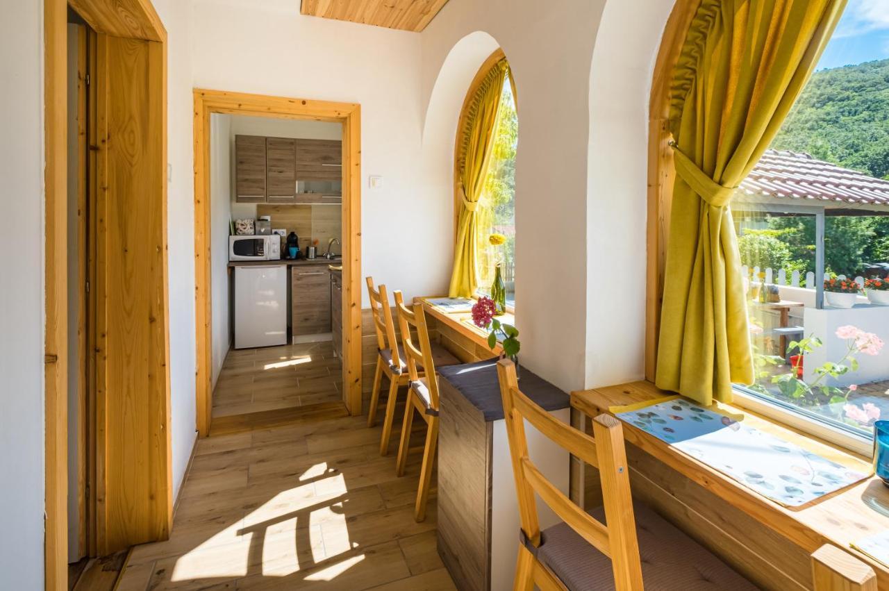 Neve Nincs Nyaralo Apartment *